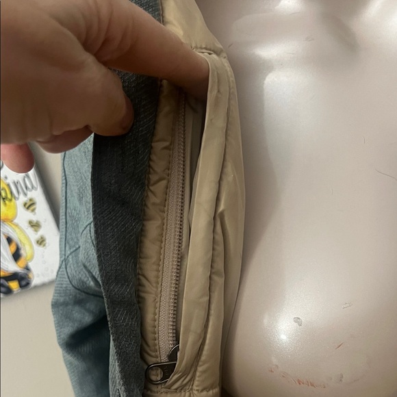 The North Face Women's Teal HIVENT Hooded Ski Jacket skying snowboarding - Picture 8 of 16